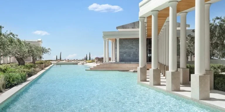 Amanzoe