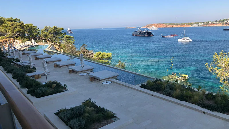 Four Seasons Athens