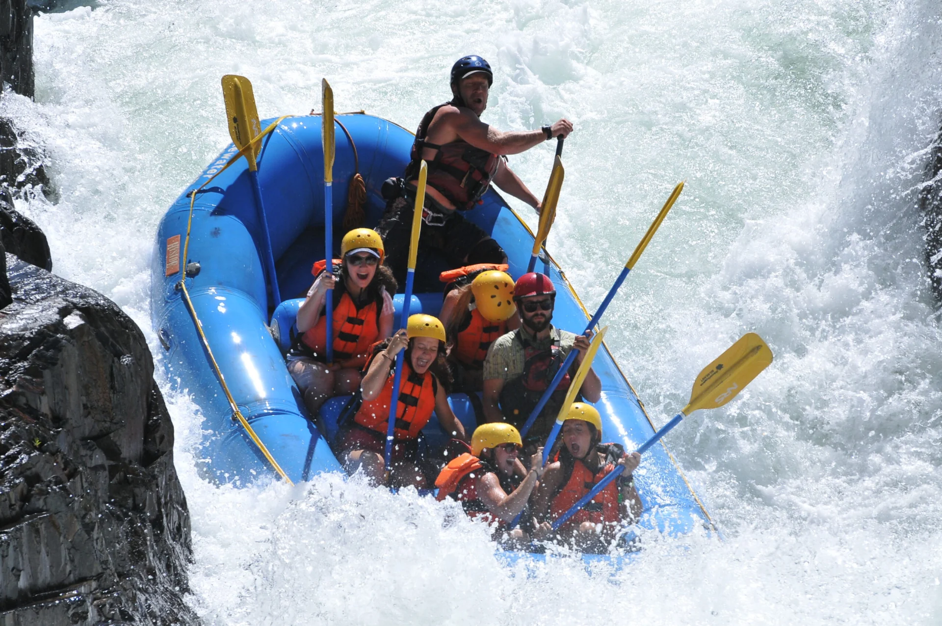 rafting teambuilding activity greece
